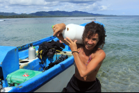        reef runner divers dive master 
  - Costa Rica
