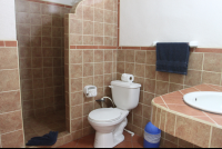        private bathrooms hotelpuertocarrillo 
  - Costa Rica