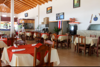        Table Distribution Bar Restaurant Pizzeria Playa Carmen
  - Costa Rica