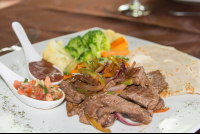        Beef Tortilla Steam Vegetables Pico De Gallo Lunch Rincon De La Vieja Volcano
  - Costa Rica