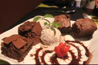        outback jacks brownie 
  - Costa Rica