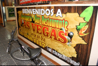        las vegas restaurant sign 
  - Costa Rica