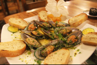        sobre las olas mussels 
  - Costa Rica