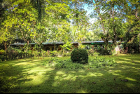        Manglares Hotel Garden With Room Building
  - Costa Rica