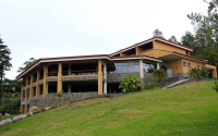        hotel montana facade 
  - Costa Rica