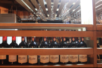        wine shelf 
  - Costa Rica
