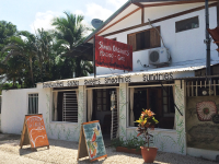        samara organics distant exterior 
  - Costa Rica