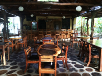        interior kayasol 
  - Costa Rica