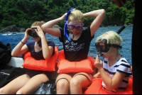        dominical surf dive snorkel girls snorkel 
  - Costa Rica