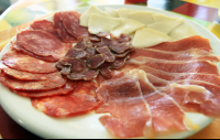        pan pay charcuterie 
  - Costa Rica