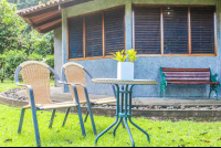        sitting area 
  - Costa Rica