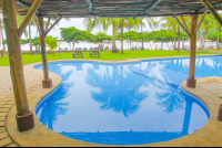        borrancho pool beachfront 
  - Costa Rica