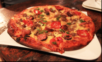        kayas place pizza 
  - Costa Rica