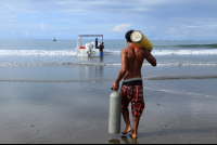        dominical surf dive snorkel carrying tanks 
  - Costa Rica