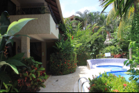        pool gardens rooms costacoral 
  - Costa Rica
