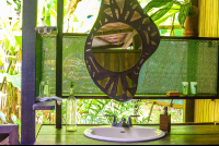        Master Suite Sink Finca Exotica Carate
  - Costa Rica