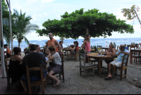        lazy mon patio 
  - Costa Rica