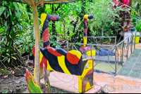        Blue River Resort Shower Bench
  - Costa Rica