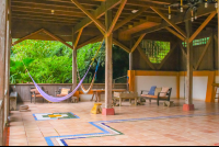        lodge 
  - Costa Rica