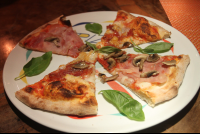        tierra y fuego pizzas 
  - Costa Rica
