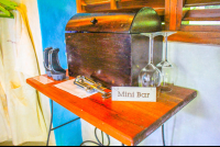        mini bar 
  - Costa Rica
