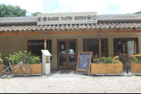        Bakery Pastry Bistro Facade
  - Costa Rica